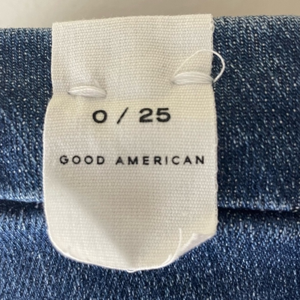 GOOD AMERICAN NWT GOOD CLASSIC 28” INSEAM RIPPED JEANS 0/25 HIGH RISE IN BLUE - Picture 9 of 14